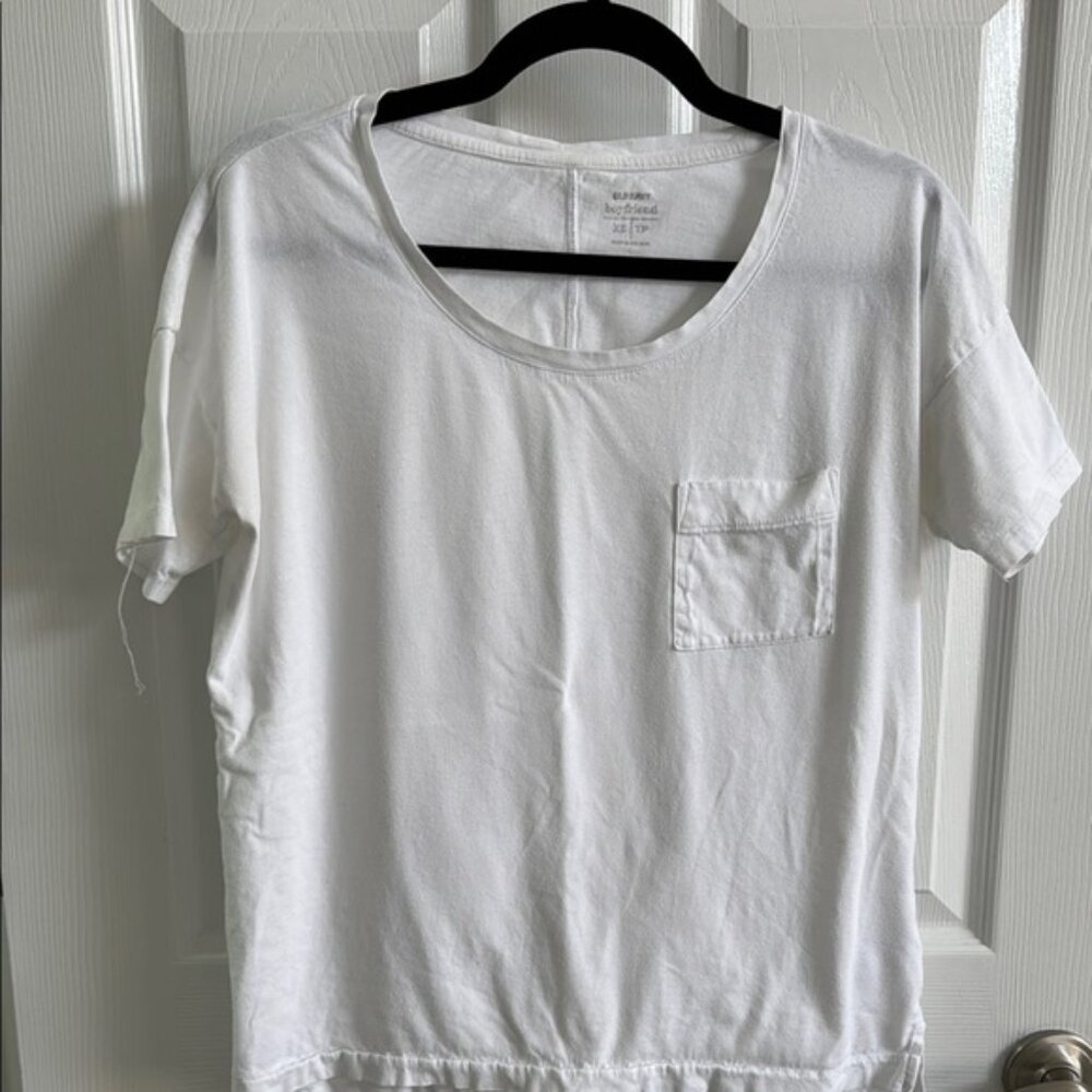 ❤️Old Navy White “Boyfriend” Short Sleeve Tee